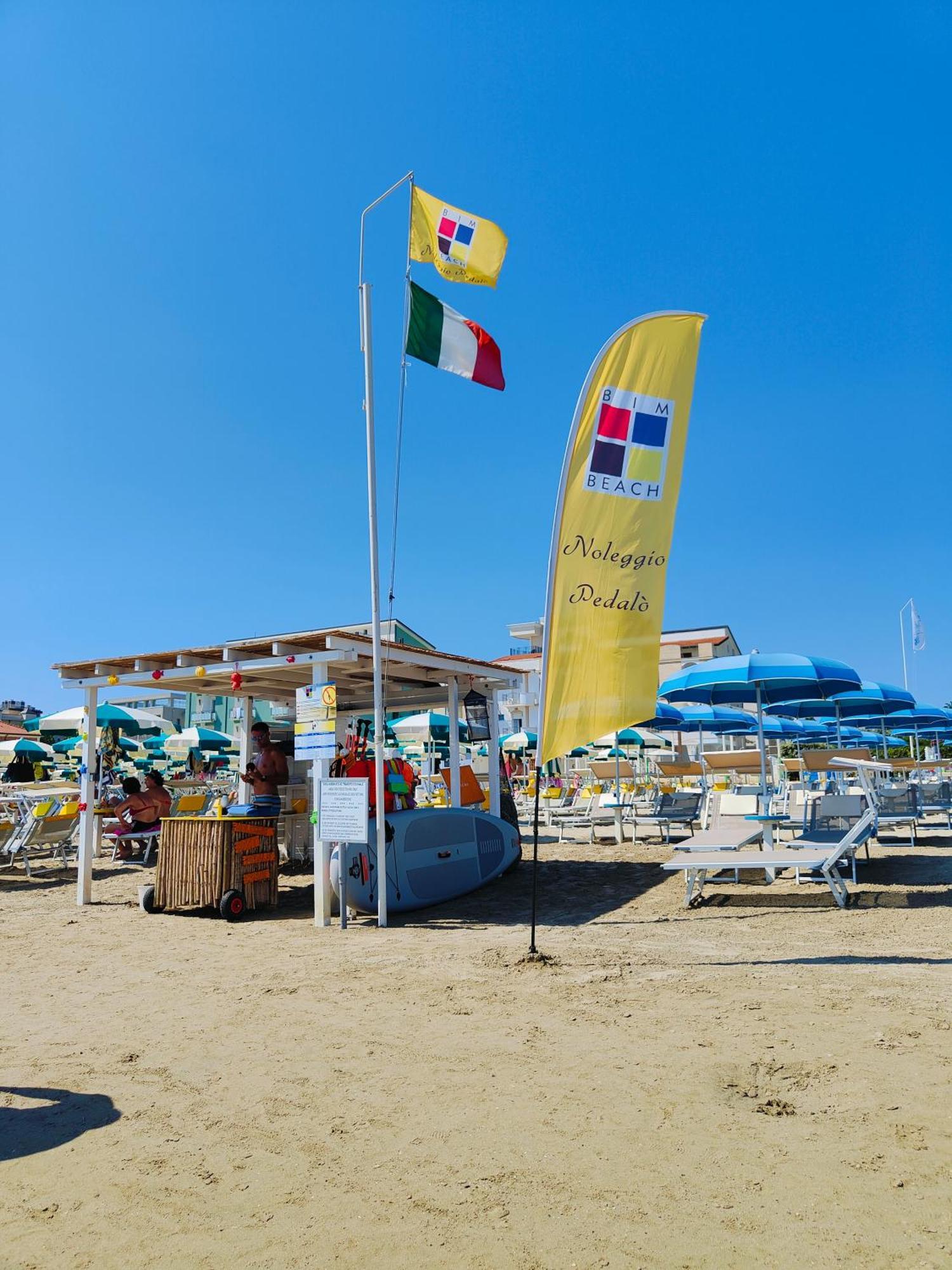 Hotel Cola Frontemare Bellaria-Igea Marina Exterior foto