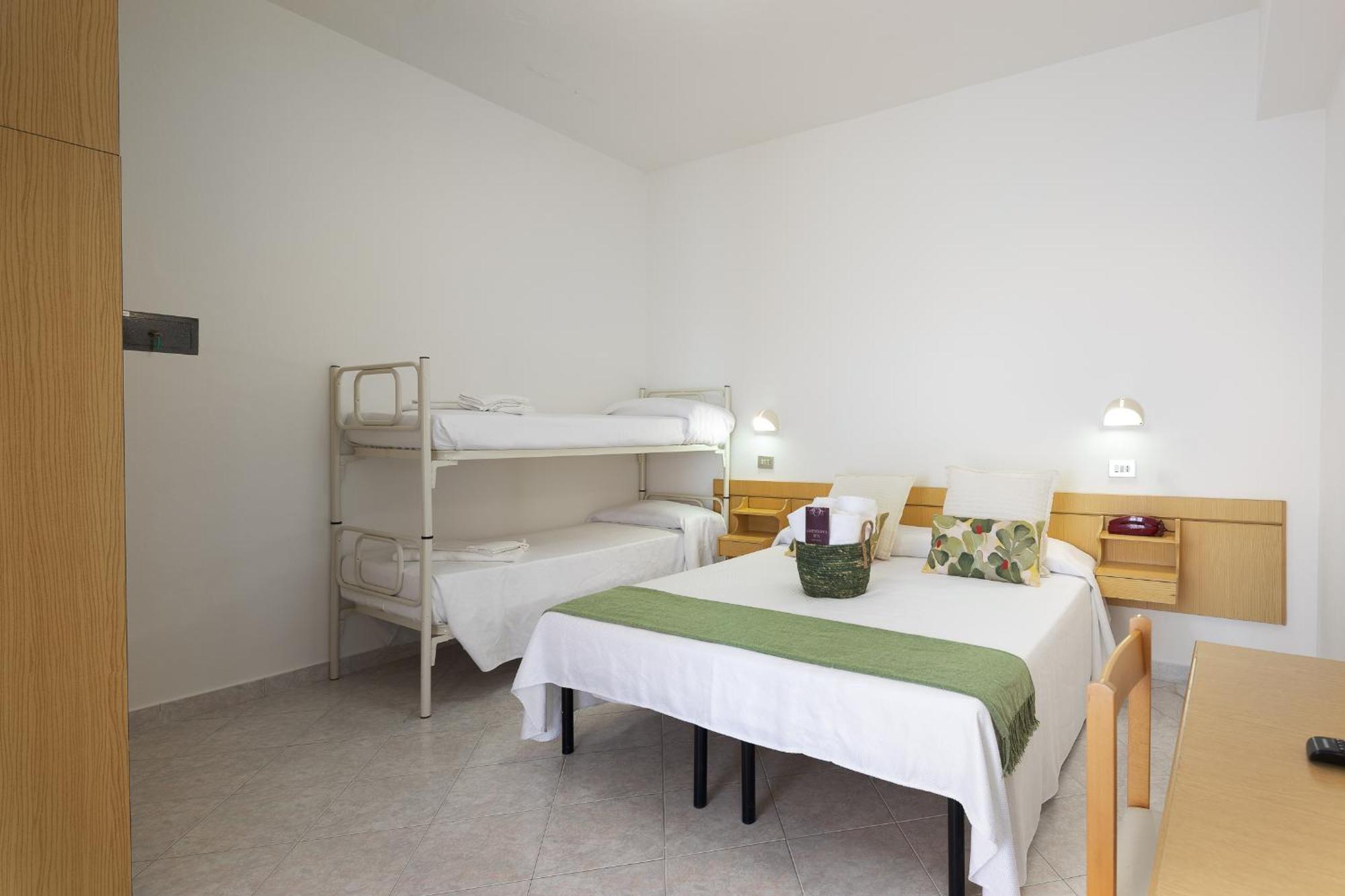 Hotel Cola Frontemare Bellaria-Igea Marina Exterior foto